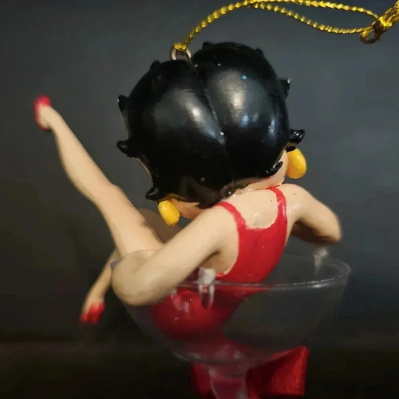 Vintage Berry Booo Ornament - Picture 4 of 5